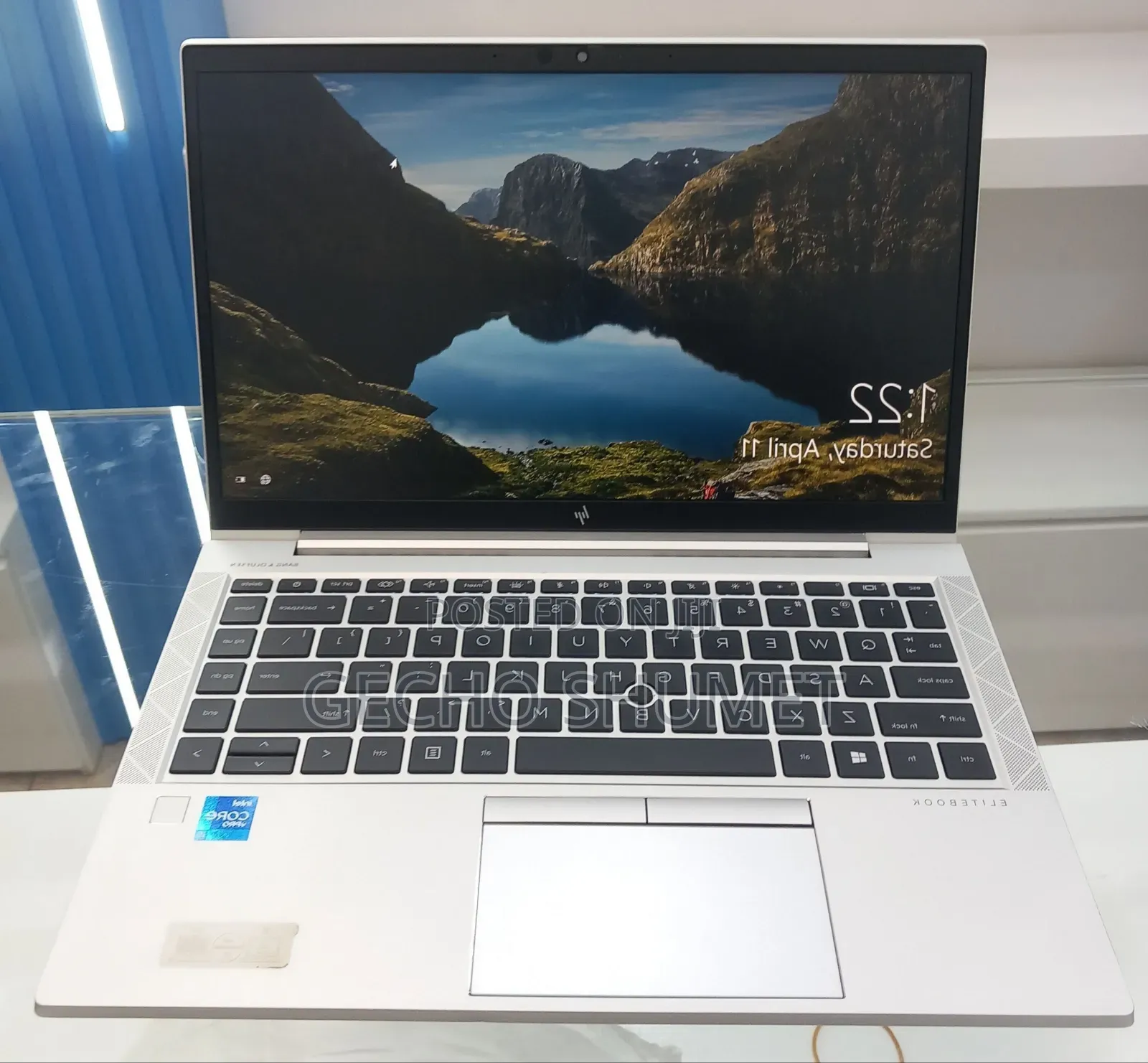 New Laptop HP EliteBook 845 G8 16GB Intel Core i5 SSD 512GB