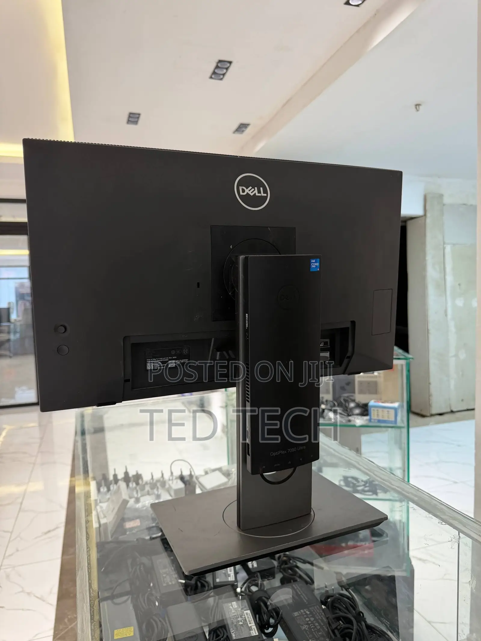 New Desktop Computer Dell Optiplex 7090 8GB Intel Core i5 SSD 500GB