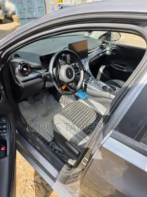 BYD E2 43 kWh 94 hp FWD 2025 Gray