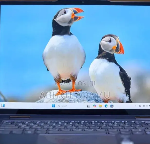 New Laptop Lenovo Yoga 7i 16GB Intel Core i7 SSD 512GB