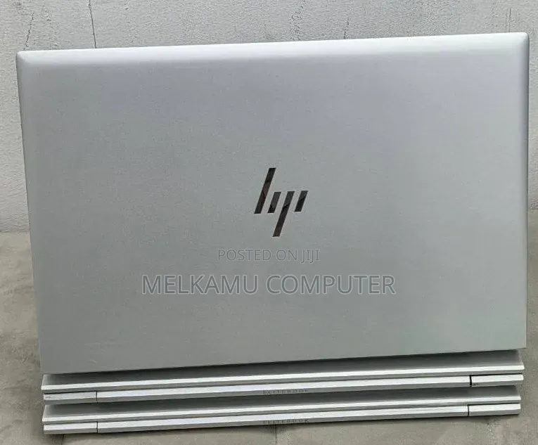 New Laptop HP EliteBook 830 G8 16GB Intel Core i5 SSD 512GB