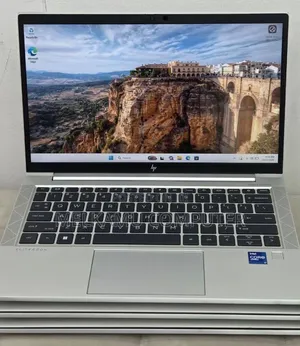 New Laptop HP EliteBook 830 G8 16GB Intel Core i5 SSD 512GB