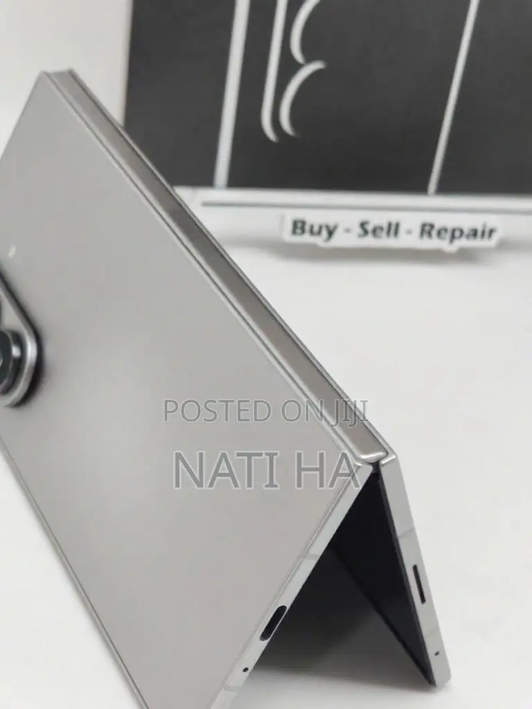 New Samsung Galaxy Z Fold7 512 GB Silver