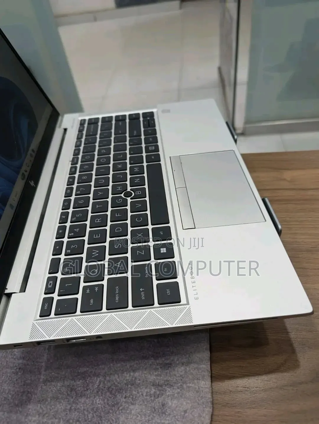 New Laptop HP EliteBook 840 G8 16GB Intel Core i5 SSD 512GB