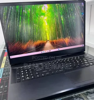 New Laptop MSI GP75 Leopard 16GB Intel Core i7 SSD 512GB