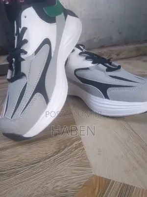 Fashion Sneaker Shoose
