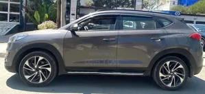 Hyundai Tucson 2019 Silver