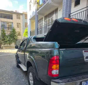 Toyota Hilux 2006 Blue