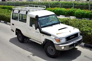 Toyota Land Cruiser 2006 White