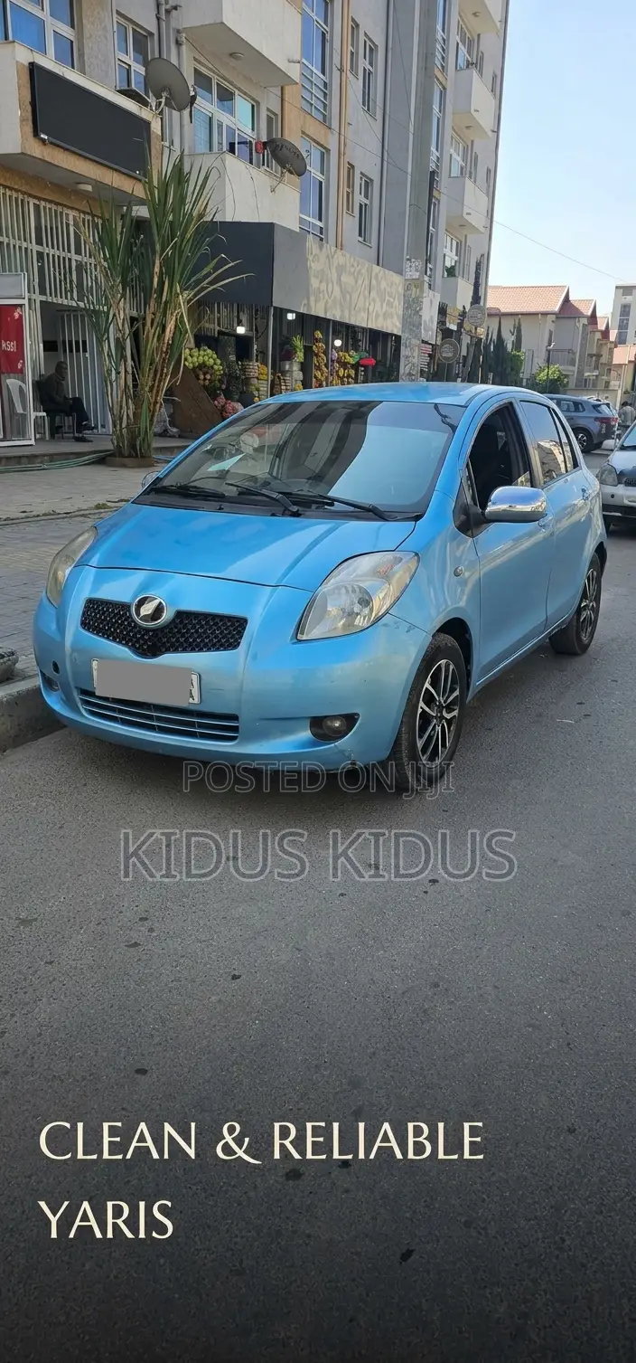 Toyota Yaris 2005