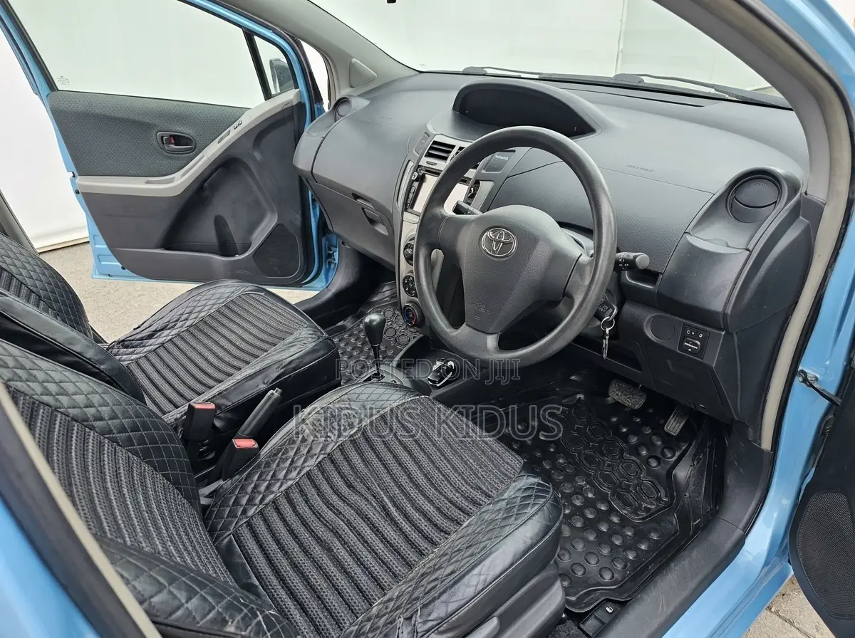 Toyota Yaris 2005