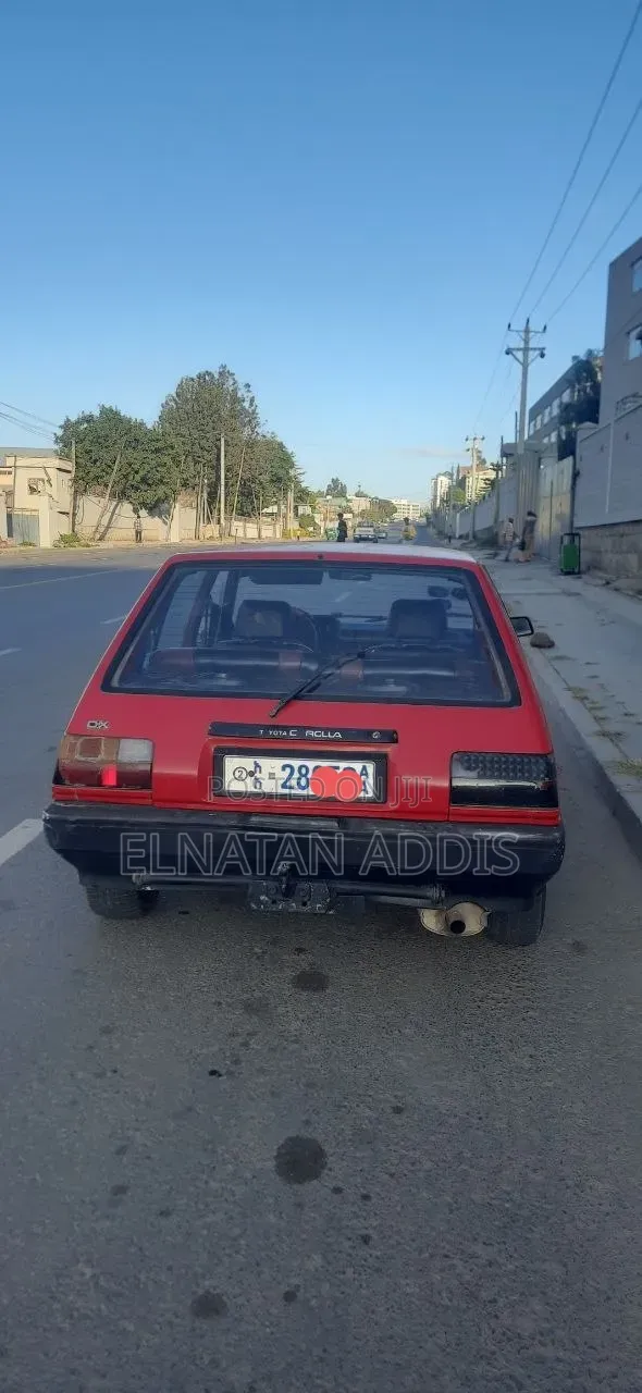 Toyota Corolla II 1988 Red
