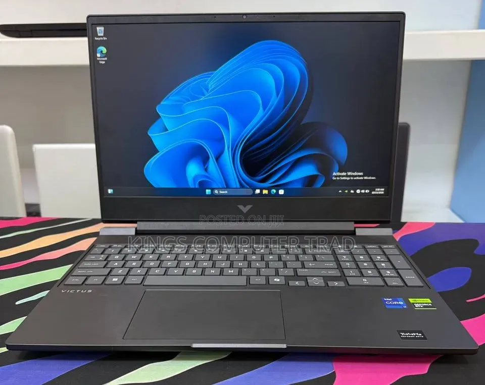 New Laptop HP Victus 16 16GB Intel Core i7 SSD 512GB
