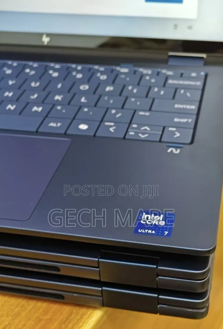 New Laptop HP OmniBook 5 16" 16GB Intel Core Ultra 7 SSD 1T