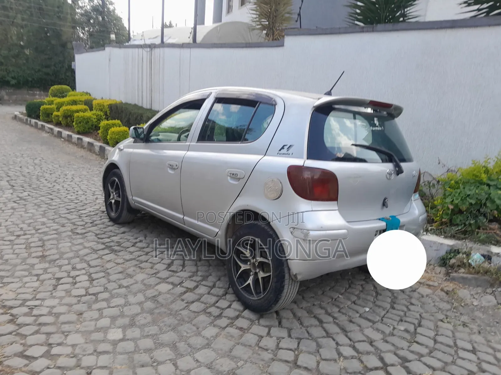 Toyota Vitz 2003 Silver