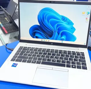 New Laptop HP EliteBook 840 G8 16GB Intel Core i7 SSD 512GB