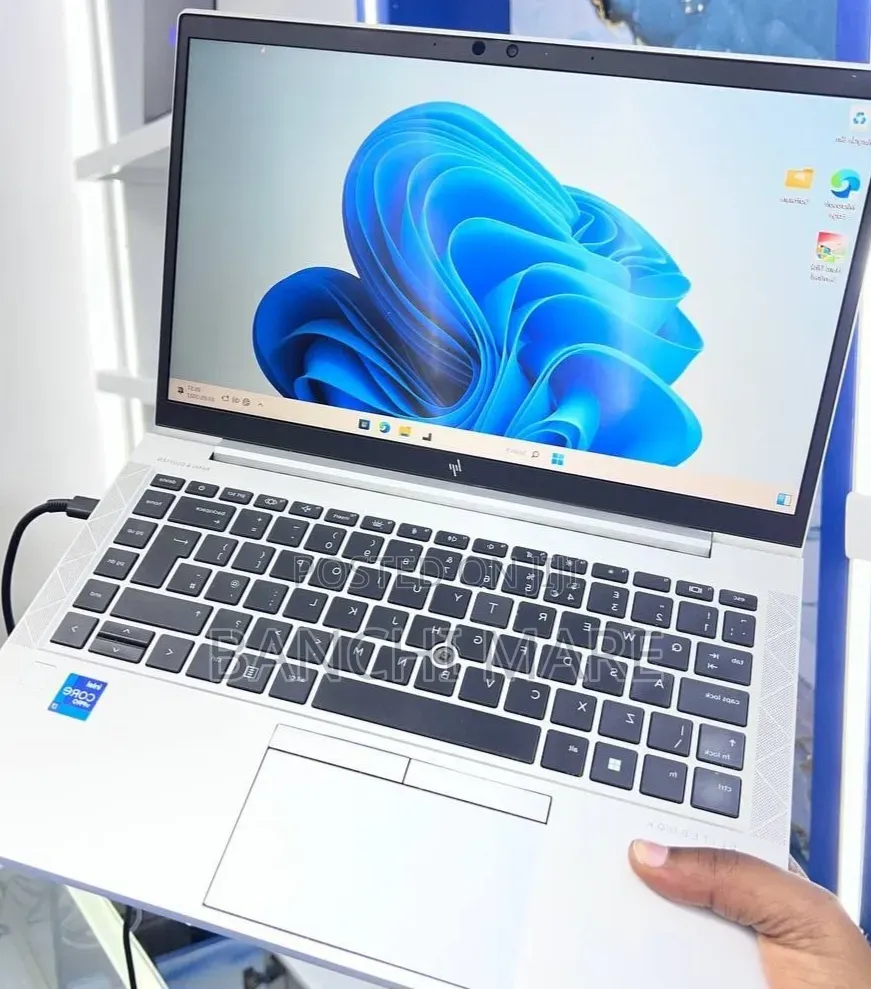 New Laptop HP EliteBook 840 G8 16GB Intel Core i7 SSD 512GB