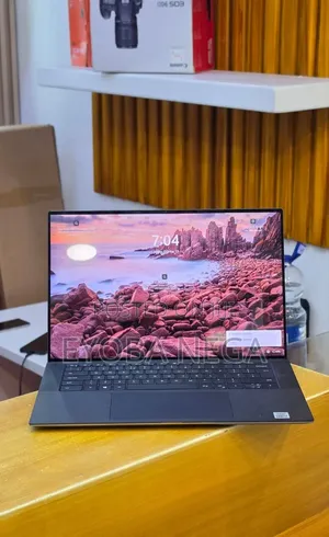 New Laptop Dell Precision 5550 16GB Intel Core i7 SSD 512GB
