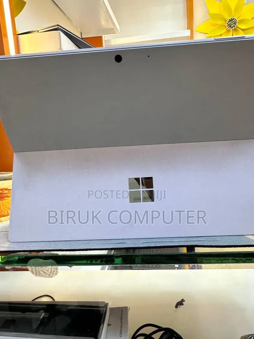 New Laptop Microsoft Surface Pro 7 16GB Intel Core i7 SSD 512GB