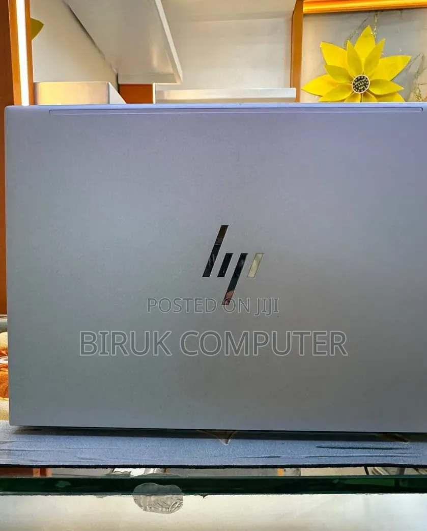 New Laptop HP EliteBook 840 G10 16GB Intel Core i7 SSD 512GB