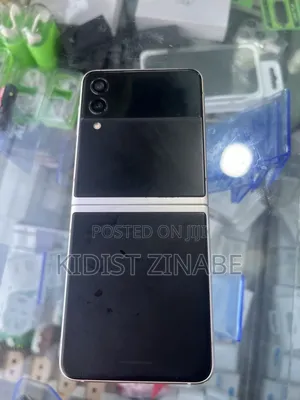 Samsung Galaxy Z Flip 3 128 GB Black