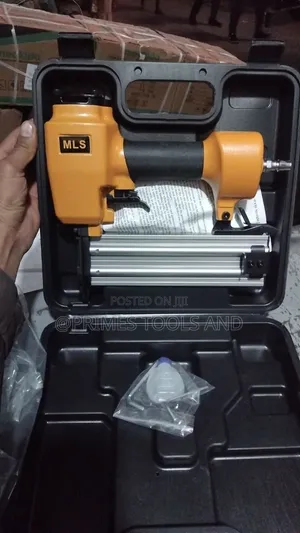 Ail & Staple Gun — Professional Pneumatic Tool
