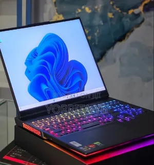 New Laptop Lenovo Legion 9 32GB AMD Ryzen 9 SSD 1T