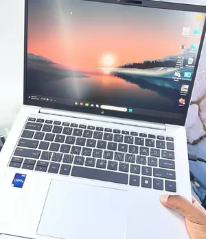 New Laptop HP EliteBook 840 G10 16GB Intel Core i7 SSD 512GB