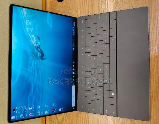 New Laptop Dell XPS 13 32GB Intel Core i7 SSD 512GB