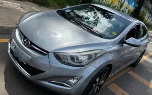 Hyundai Avante 2015 Silver