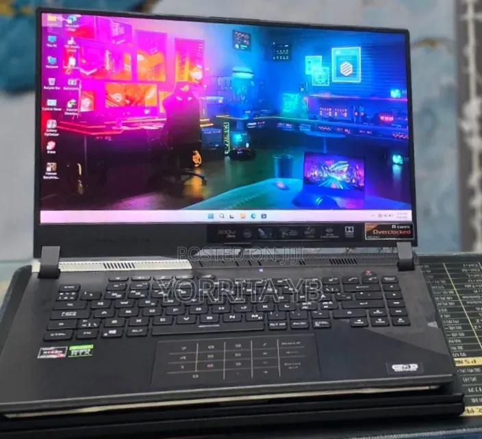New Laptop Asus ROG Strix G16 32GB AMD Ryzen 9 SSD 1T