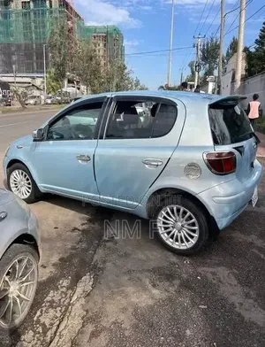 Toyota Vitz 2003