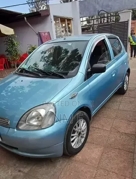 Toyota Vitz 2003