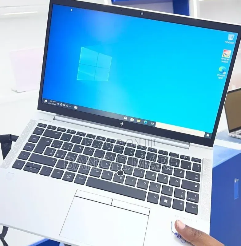 New Laptop HP EliteBook 845 G8 16GB AMD Ryzen 5 SSD 512GB