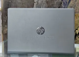 New Laptop HP Pavilion 15 8GB Intel Core i5 SSD 256GB