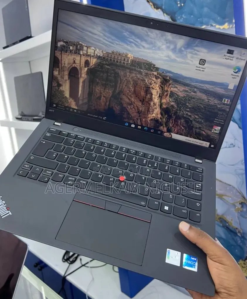 New Laptop Lenovo ThinkPad T14s G4 16GB Intel Core i5 SSD 512GB
