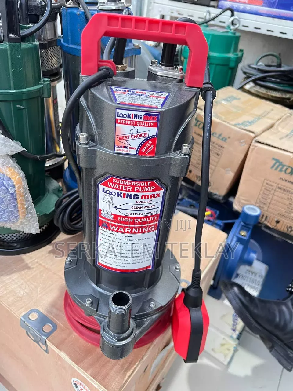 Looking Max Submersuble Pump 1hp With in Max Head=32mt