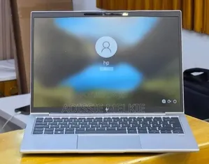 New Laptop HP EliteBook 830 G8 16GB Intel Core i5 SSD 512GB