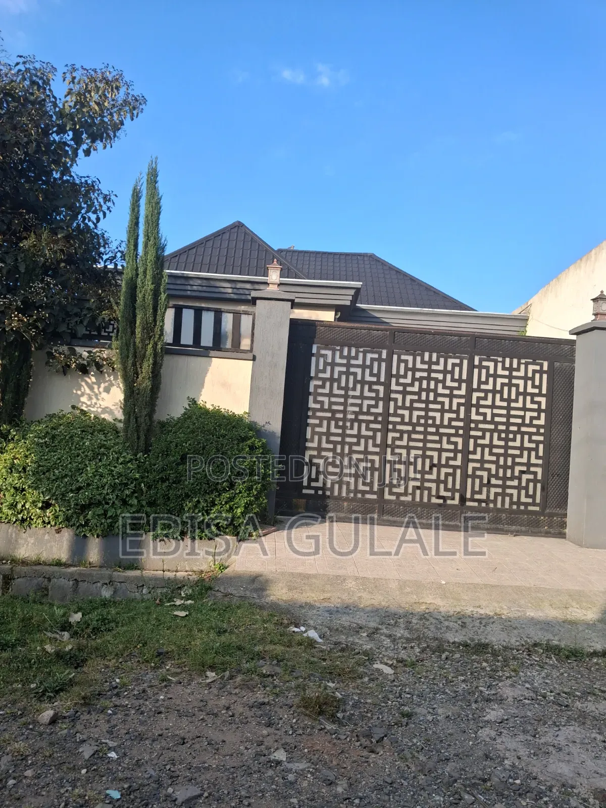 Furnished 6bdrm Farm House in Oromia-Finfinne for sale