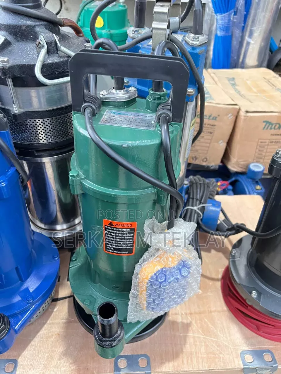 Moketa Submersuble Pump 1hp QDX With in 32mt Head