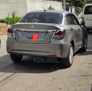 Suzuki Dzire 2022 Silver
