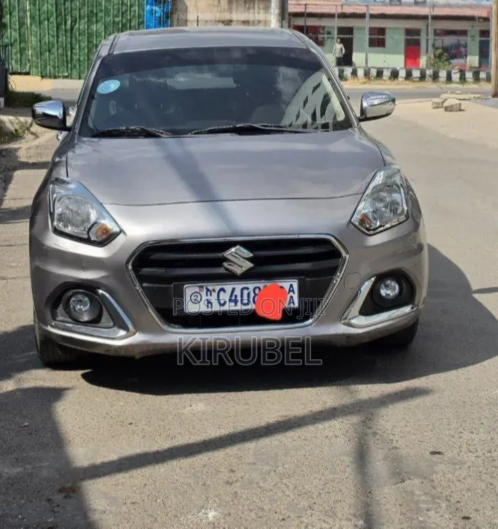 Suzuki Dzire 2022 Silver