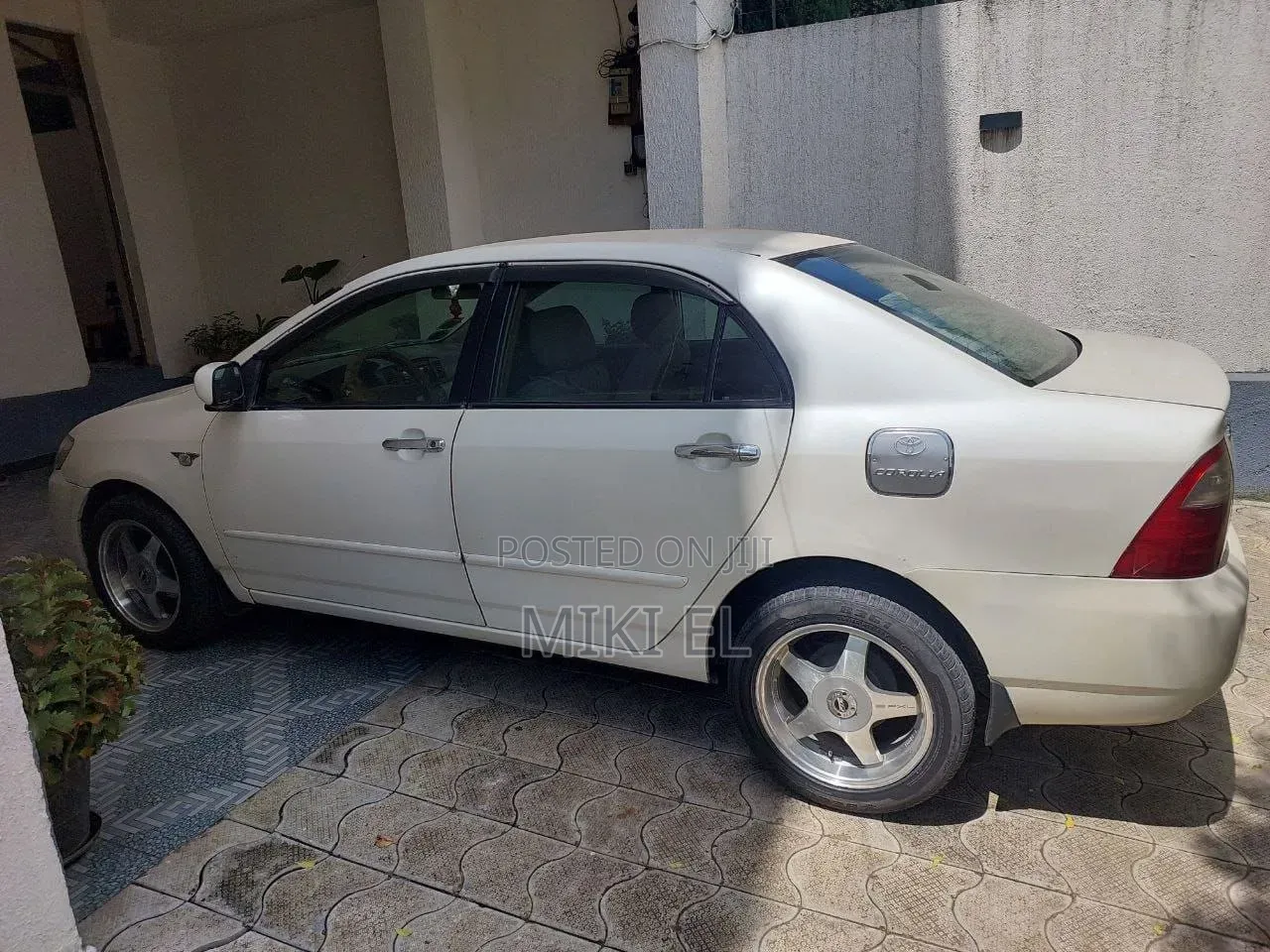 Toyota Corolla 2007 White