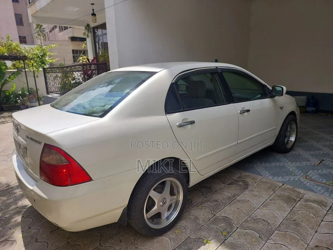 Toyota Corolla 2007 White