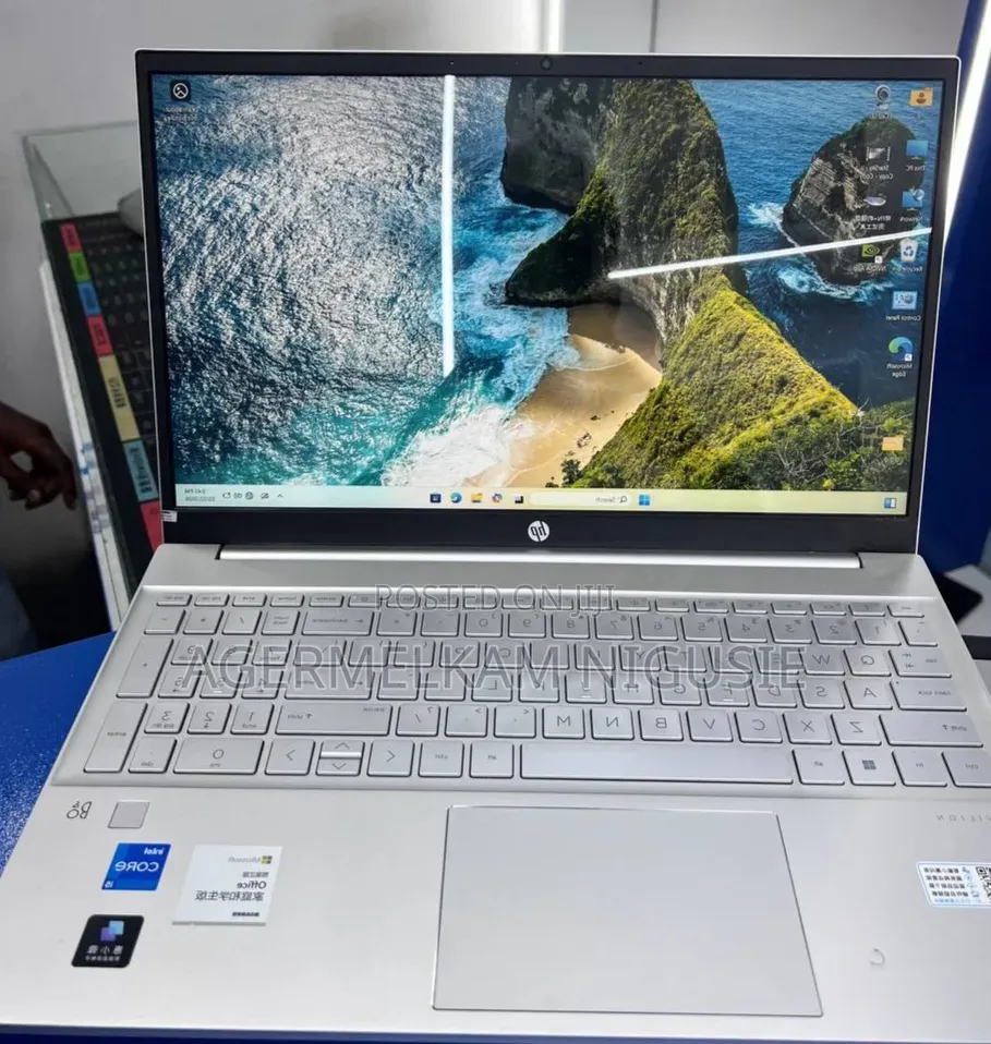 New Laptop HP Pavilion 15 16GB Intel Core i5 SSD 512GB