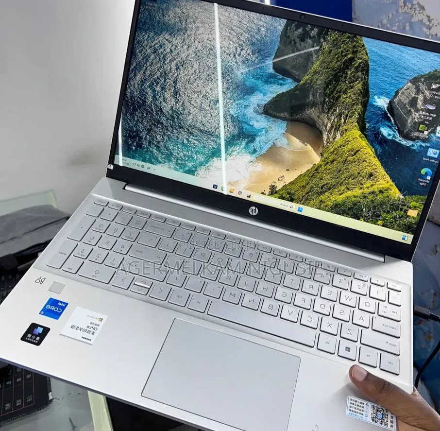New Laptop HP Pavilion 15 16GB Intel Core i5 SSD 512GB