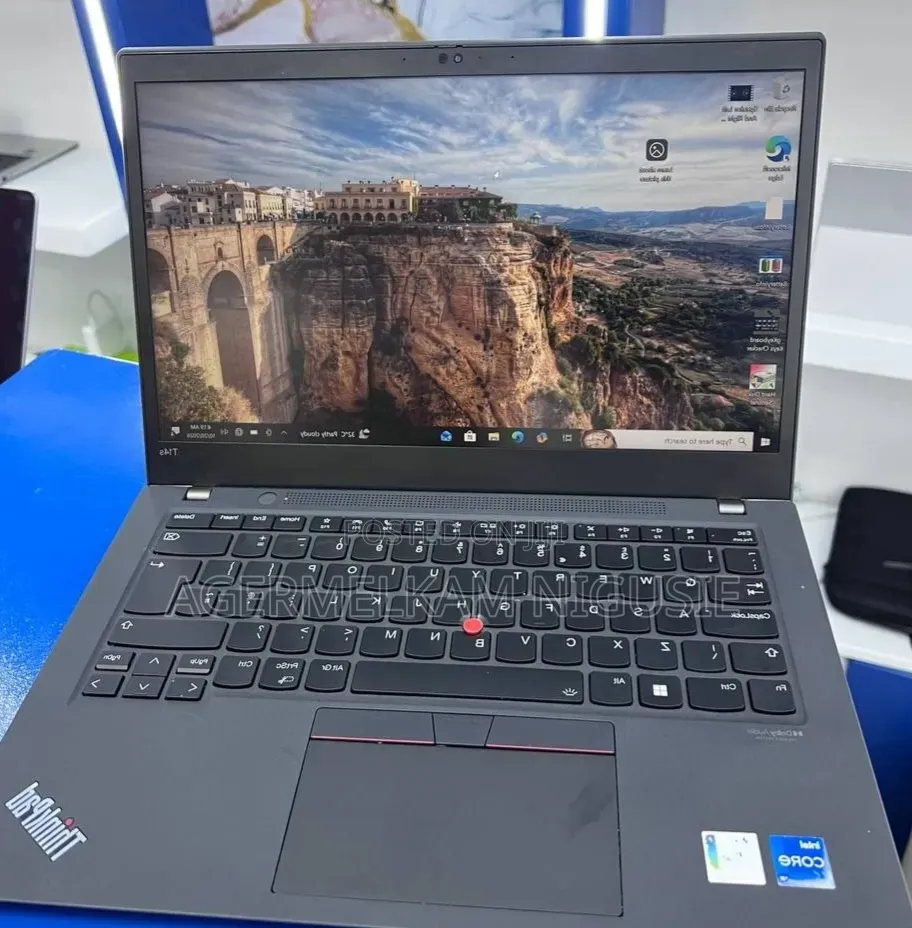 New Laptop Lenovo ThinkPad T14s G4 16GB Intel Core i7 SSD 512GB