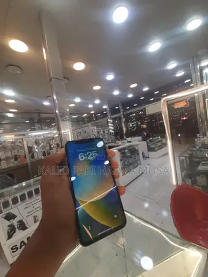 Apple iPhone X 64 GB White
