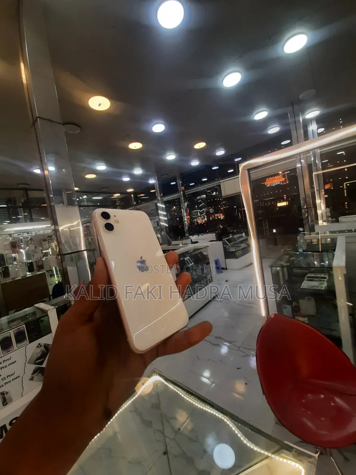 Apple iPhone 11 64 GB White