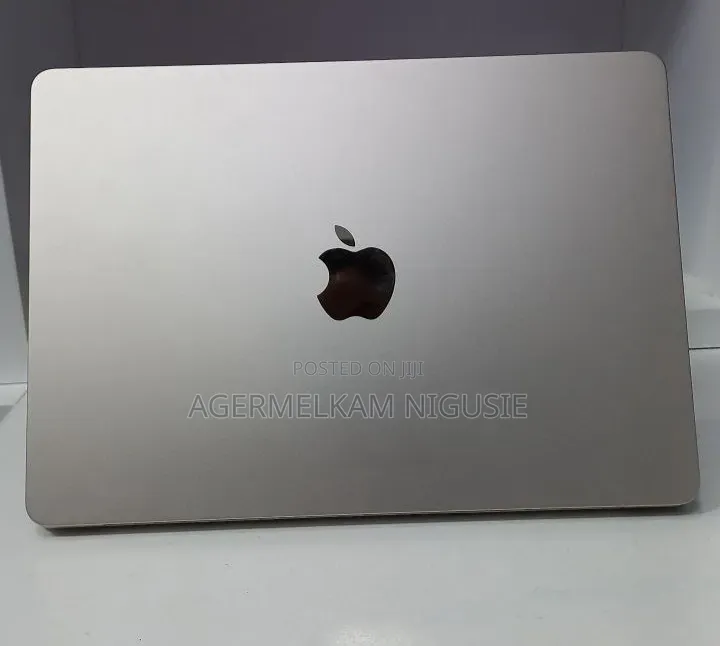 New Laptop Apple MacBook Air 2026 M5 16GB AMD A10 SSD 512GB